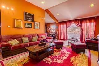 Апартаменты Apartments Varja Свети-Стефан Апартаменты в пентхаусе-2